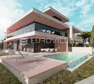 Istra, Rovinj, luksuzni trosobni stan u prizemlju 128,22 m² s vrtom 254 m² i bazenom