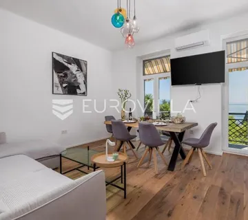 Opatija, novouređen stan 100,07 m² samo 100 m od mora - cover