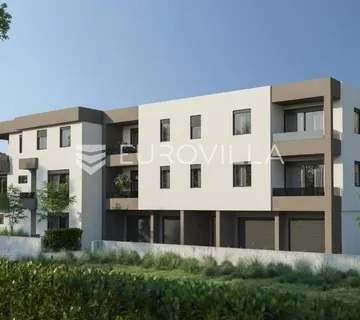 Istra, Pula, dvosoban stan s garažom, novogradnja