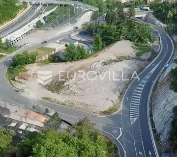 Matulji, Jušići, građevinsko zemljište 4557 m² u industrijskoj zoni - Jušići, Matulji