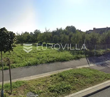 Bilje, građevinsko zemljište  za kuću na odličnoj lokaciji, 215 m2 - cover