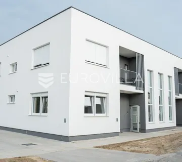 Vukovar Mitnica Novogradnja, trosoban stan 73,12 m² u prizemlju s lođom i parkingom