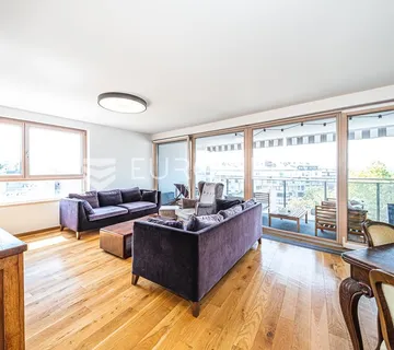 Zagreb, Borovje, predivan četverosoban stan 130 m²
