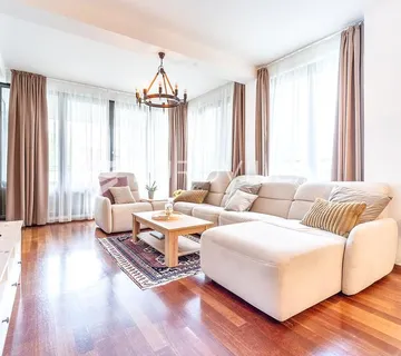 Zagreb Sveti Duh peterosoban stan NKP 145,50 m2 loggia + 2 PM najam - cover