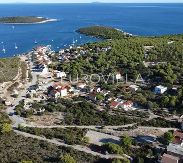 Vis, Rukavac, građevinsko zemljište s dozvolom za gradnju moderne vile - Rukavac, Vis