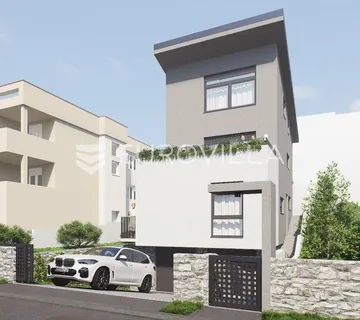 Zagreb, Lašćina, kuća s dva stana, vrtom, garažom, 140 m², Roh, bau