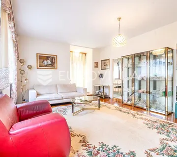 Zagreb, Medveščak, Podgaj, izvrstan četevrosoban stan 128 m² - cover