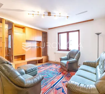 Zagreb, Trnje, funkcionalan trosoban stan 75 m² s parkingom - cover
