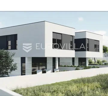 Medulin, novogradnja, dvojna kuća oznake A - 120 m2 s vrtom u mirnom kvartu