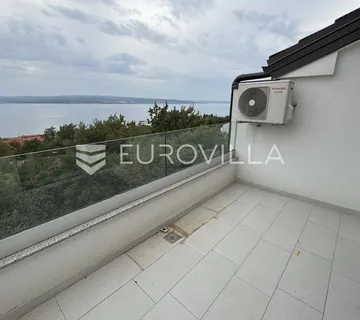 Crikvenica, novogradnja, predivan trosoban stan NKP 56 m2 - cover