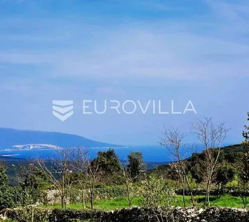 Marčana, Kavran, prekrasno građevinsko zemljište s dozvolom, plaćenim komunalijama, pogled more 652 m² - Kavran, Marčana