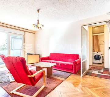 Zagreb, Volovčica, funkcionalan dvosoban stan 52 m²