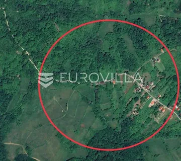 Karlovac, Draganić, prostrano zemljište sa starom kućom površine 27162 m²