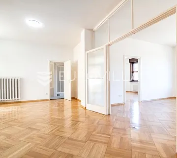 Zagreb, Cvjetni trg, luksuzan poslovni prostor 126 m²