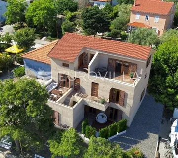 Zadar, otok Ugljan novogradnja 90 m² prvi red do mora - cover