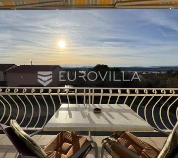Jadranovo, odličan stan 47 m² s dva balkona, 380 m od mora - Jadranovo, Crikvenica