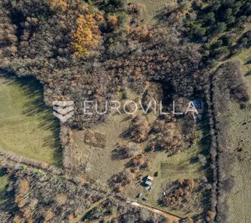 Istra, Pazin, Građevinsko zemljište za izgradnju stambeno, gospodarskog objekta 399 m² - Zabrežani, Pazin