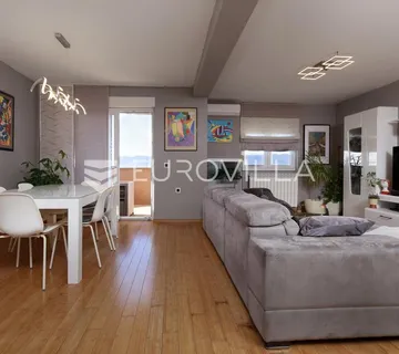 Viškovo, Marčelji, odličan peterosoban stan 151 m², dvoetažan - cover