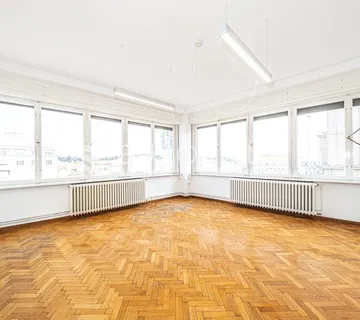 Zagreb, Trg bana Josipa Jelačića, vrhunski poslovni prostor 138,80 m²
