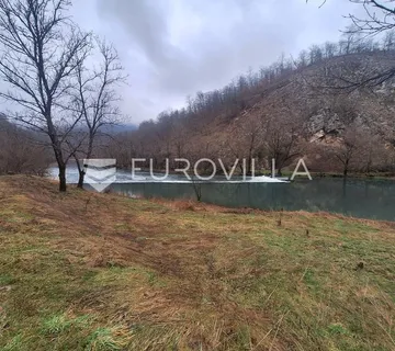 Barilovići, Perjasica, poljoprivredno zemljište 5240 m² na samoj rijeci Korani, mogućnost gradnje - Perjasica, Barilović