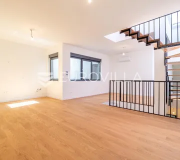 Zagreb centar Novogradnja četverosoban stan 130 m²
