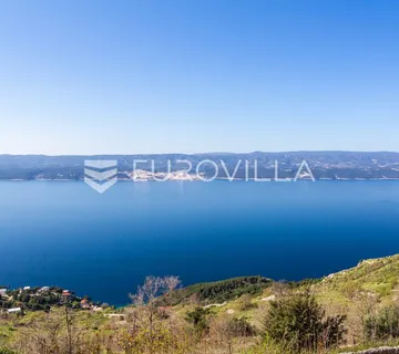 Omiš, Lokva Rogoznica, atraktivno građevinsko zemljište površine 486 m² - Lokva Rogoznica, Omiš