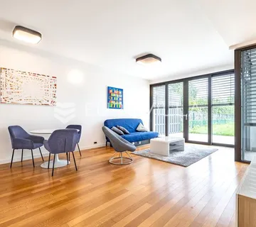 Zagreb, Novi Zagreb, Golf Resort luksuzna četverosobna kuća s privatnim vrtom