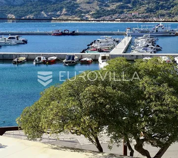 Krk, Baška, šarmantna "stara ljepotica" od 85 m² na rivi - cover