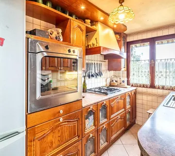 Zagreb, Medveščak, Mallinova, kuća s panoramskim pogledom na grad, na parceli 600 m²