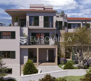 Čiovo, Okrug Gornji | dvosobni apartman na drugom katu - cover