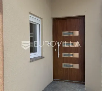 Slavonski Brod, Brodsko Vinogorje, moderna novogradnja obiteljska kuća 107,70 m²