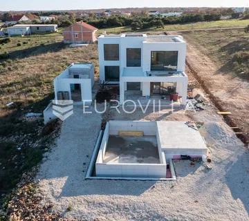 Nin, Žerava, kuća s bazenom na mirnoj lokaciji - cover