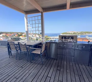 Pula, Pješčana Uvala - prekrasni penthouse s otvorenim pogledom na more - 100m od mora - cover