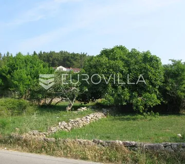 Korčula, Vela Luka, građevinsko zemljište 200 m od mora