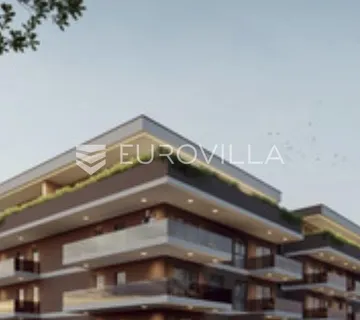 Slavonski Brod, luksuzan trosoban stan 93 m² s vrtom