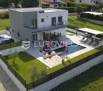 Istra, Poreč, vila s bazenom i vrtom - Antonci, Poreč