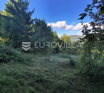 Mrkopalj, predivno građevinsko zemljište od 985 m² - Brestova Draga, Mrkopalj
