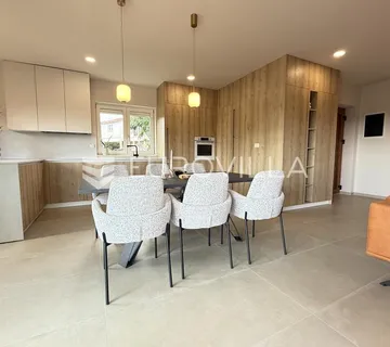 Istra, Barban, pet, friendly dugoročni najam luksuzne vile 180 m² s bazenom i jacuzzijem - cover