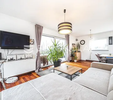 Zagreb, Podsused, moderan trosoban stan 100 m²