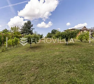 Varaždin Breg, Mali Vrh, kuća u prirodi površine 140 m²