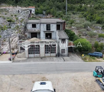 Metković, Momići, zgrada stambeno poslovne namjene 516 m² - cover