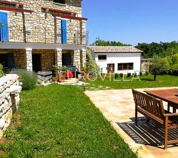 Santalezi, kamena kuća 265 m2, dvorište 4600 m2, bazen - cover