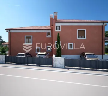 Istra, Momjan, Dvojna kuća s bazenom, 178m2