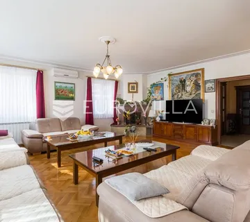 Istra, Rovinj, apartmanska kuća, 13 stanova, uhodani biznis, odlična prilika