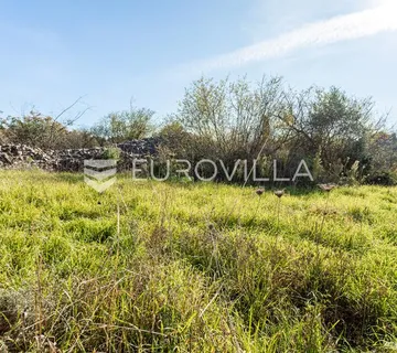Čiovo, Okrug Gornji, građevinsko zemljište 1731 m² - Okrug Gornji, Okrug