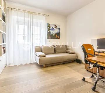 Zagreb, Mlinovi, luksuzna obiteljska vila 340 m2