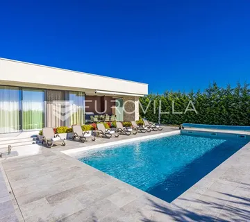 Istra, Brtonigla, ekskluzivna moderna vila sa pogledom na more i wellness oazom - cover