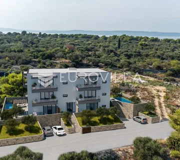 Čiovo, novogradnja, moderan trosoban stan površine 109,35 m² - cover