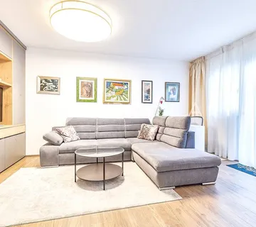 Zagreb, Kustošija prekrasan trosoban stan 87 m² - cover