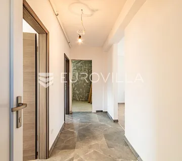 Varaždin, Centar, trosoban stan površine 81,70 m², NOVOGRADNJA